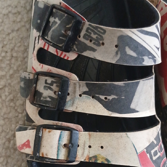 Birki's Graphics Print Buckle Sandals - Picture 8 of 11